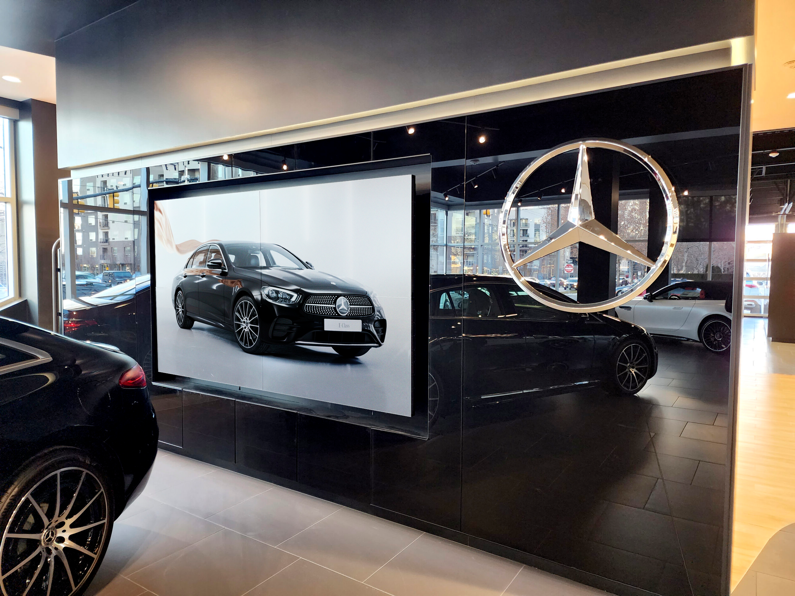 MB_Showroom1